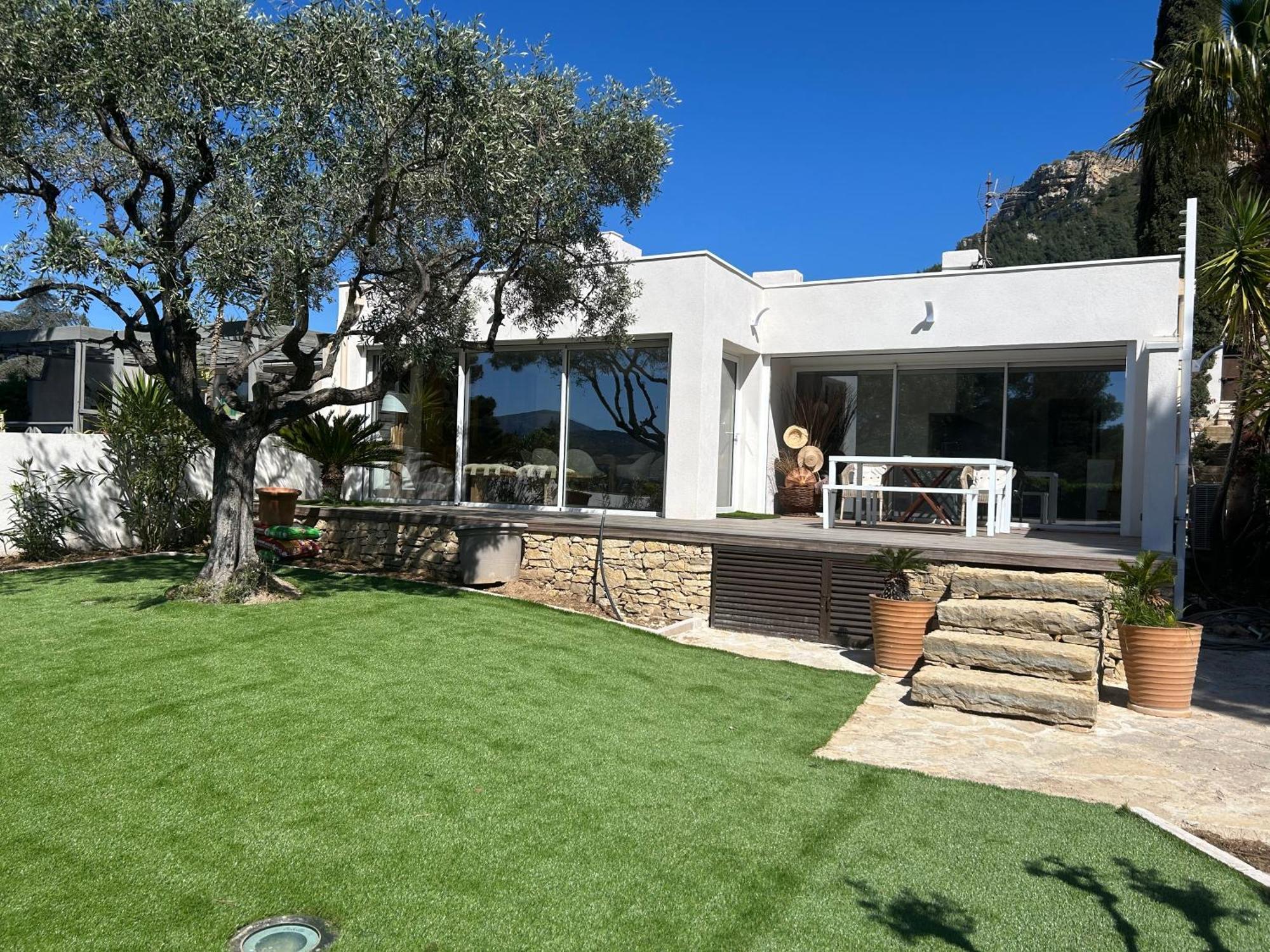 Villa La Grande Bastide Piscine Et Tennis Collectif Cassis Luaran gambar